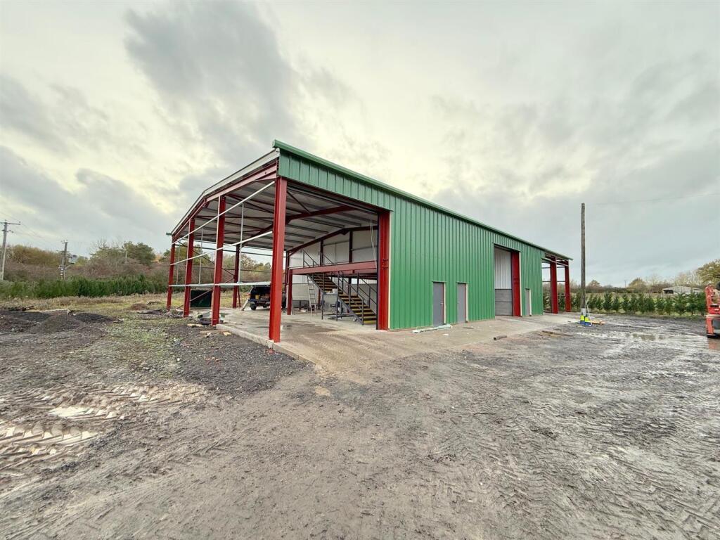 Additional image 24 of Droitwich Road, Bromsgrove B60 4DD