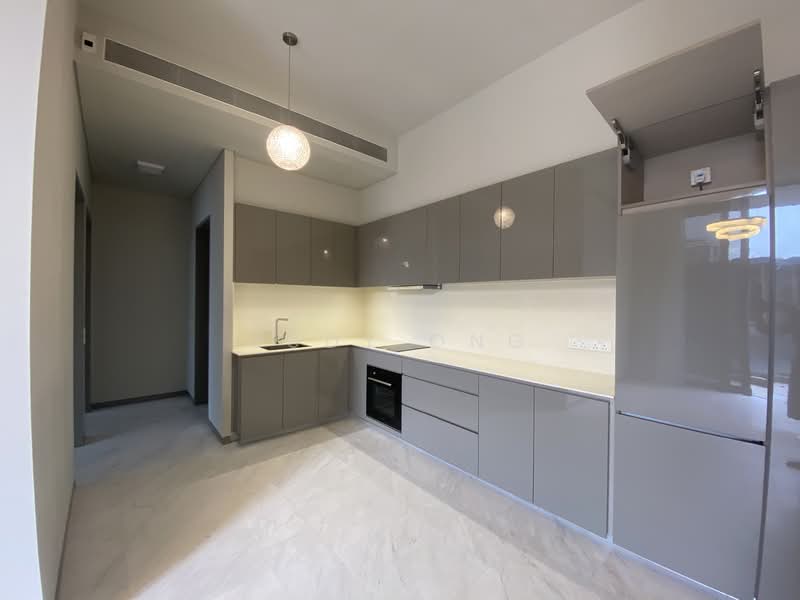 5 Robin Drive photo 2