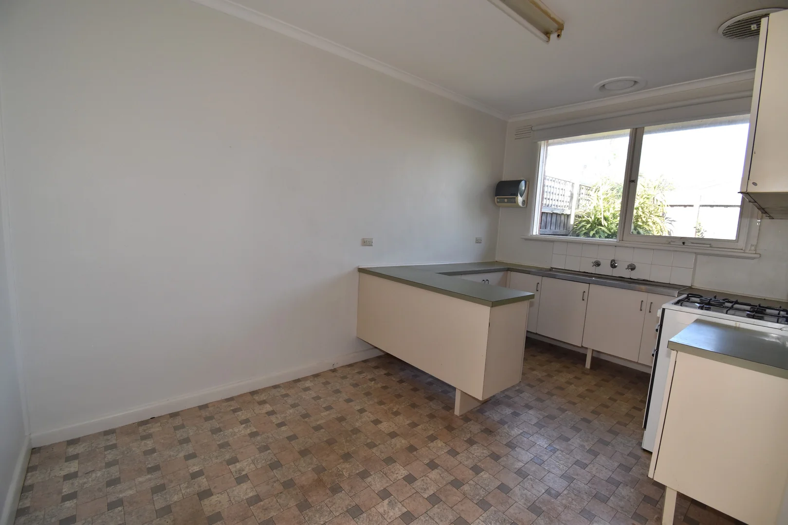 Additional image 5 of 3/40 Prince Edward Ave, McKinnon VIC 3204