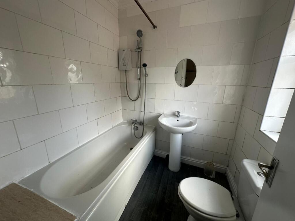 Additional image 7 of d Lyndon, West Bromwich