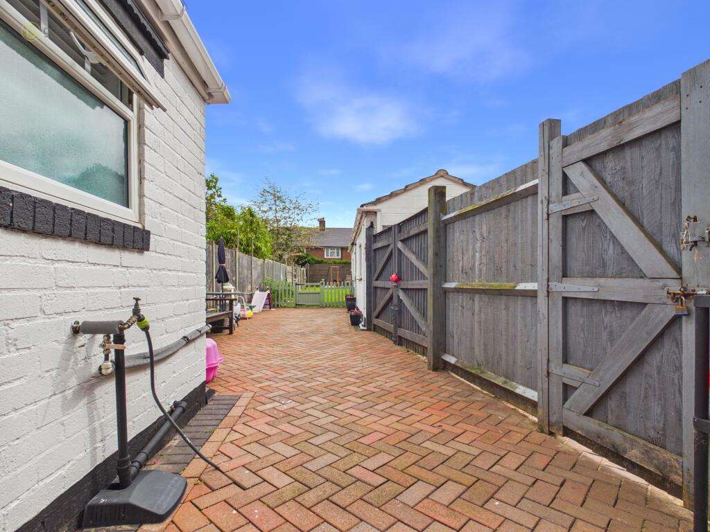 Additional image 35 of Shard End Crescent, Birmingham, B34