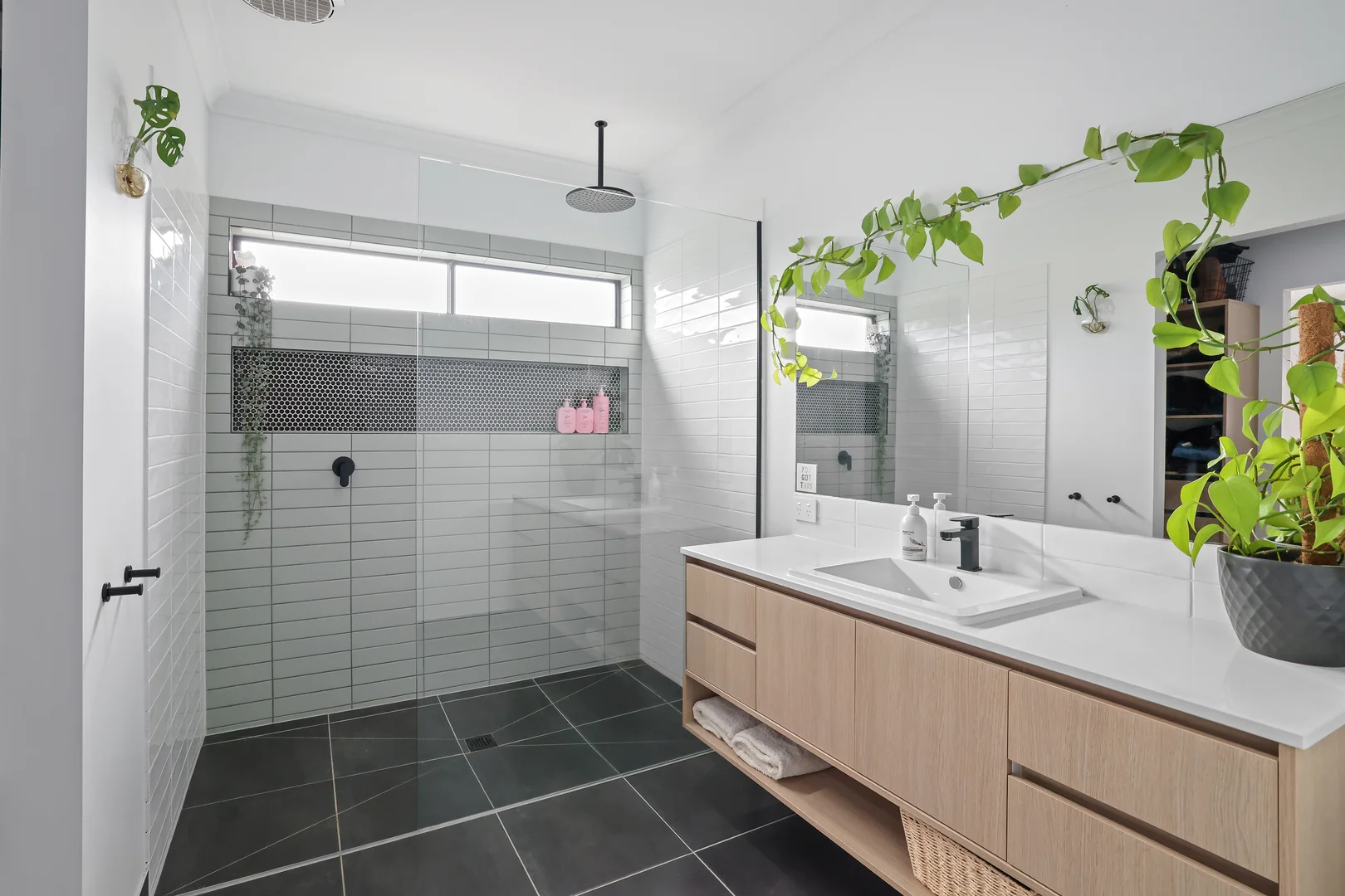 Additional image 9 of 4 Laura Rise, Mirboo North VIC 3871