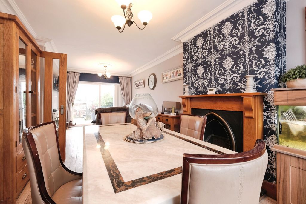 Additional image 9 of 3 bed semi-detached house for saleElgar Close, Blackwood NP12