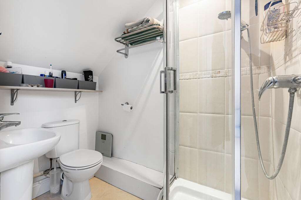 Additional image 20 of Wilga Road, Welwyn, Hertfordshire, AL6