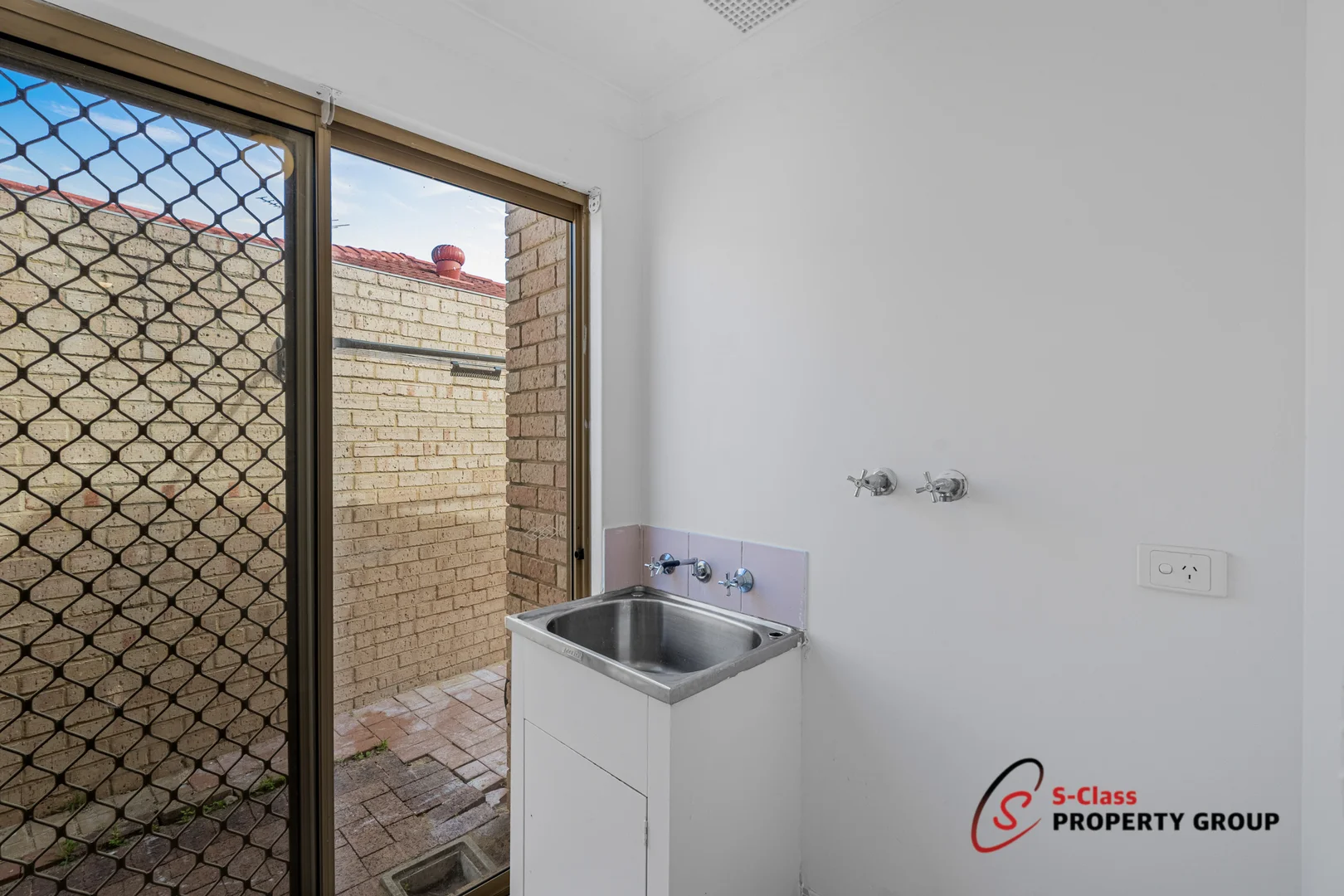 Additional image 12 of 1/7 Ravenswood Drive, Nollamara WA 6061