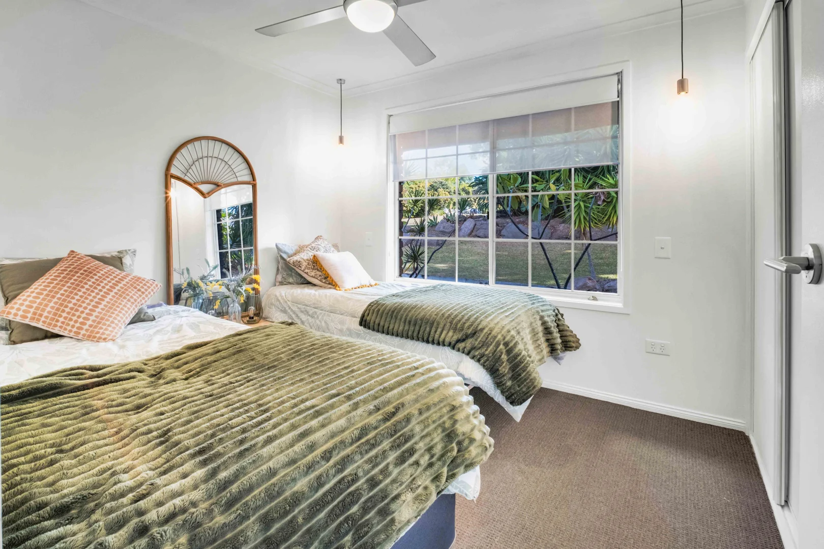 Additional image 13 of 21 Armidale Crescent, Helensvale QLD 4212