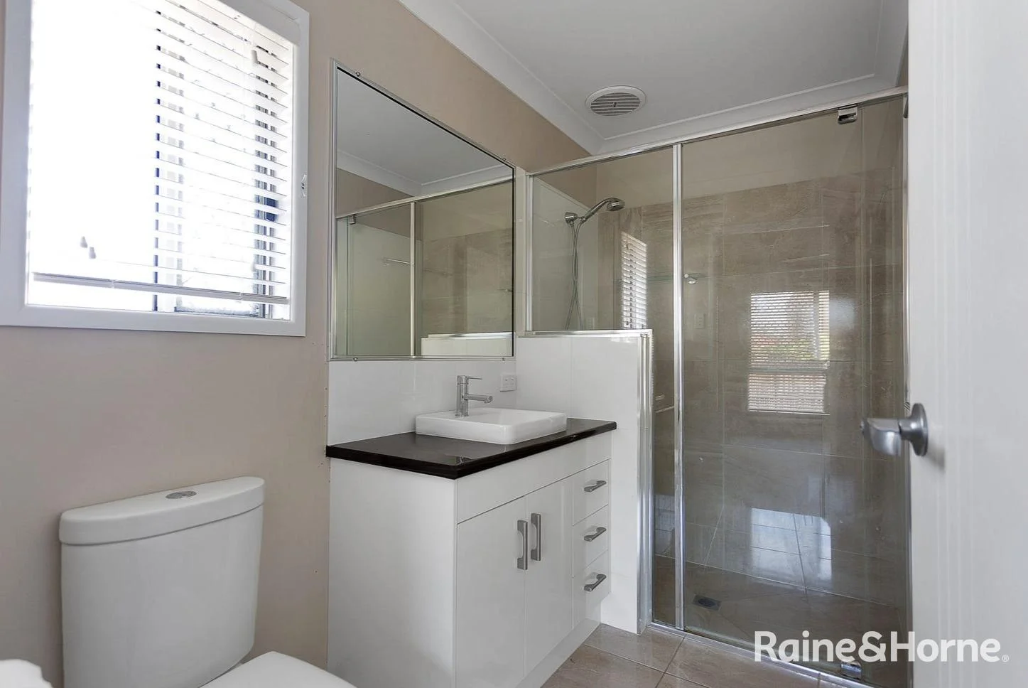 Additional image 8 of 5a Neill Street, East Mackay QLD 4740