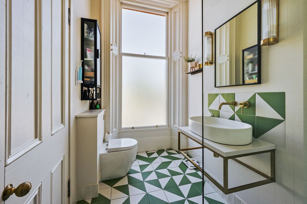 Additional image 18 of 4 bed town house for sale3 Prince Albert Terrace, Helensburgh G84
