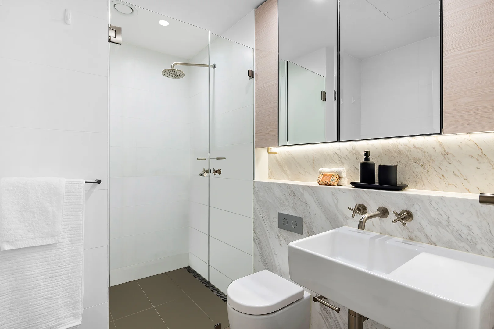 Additional image 10 of 2/102 Elliott Street, Balmain NSW 2041