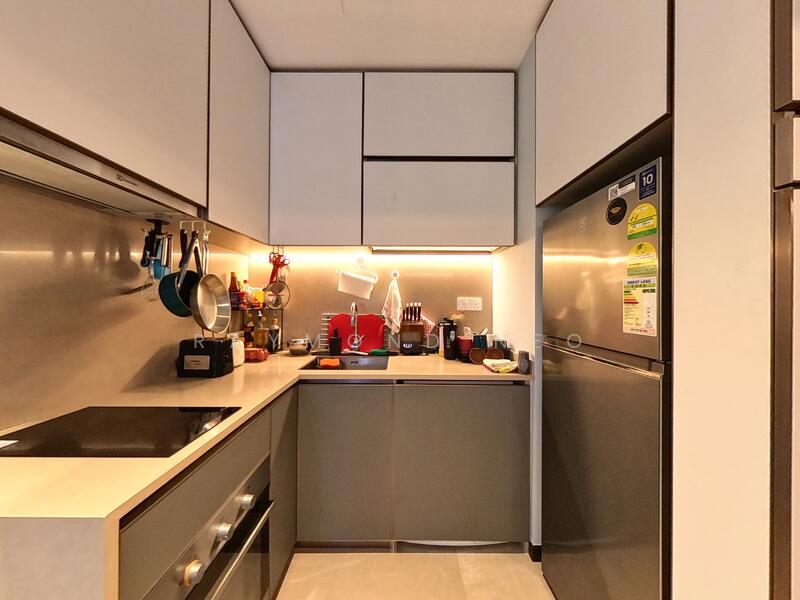 49 Normanton Park photo 5