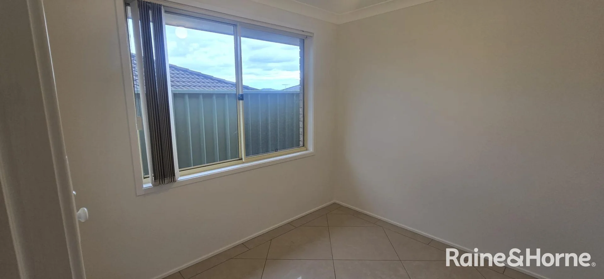 Additional image 6 of 13 Norman Dunlop Crescent, Minto NSW 2566