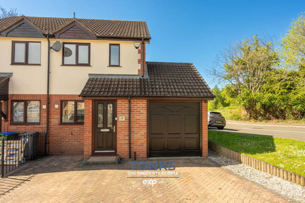 Yew Tree Lane, Rowley Regis, B65 8BU