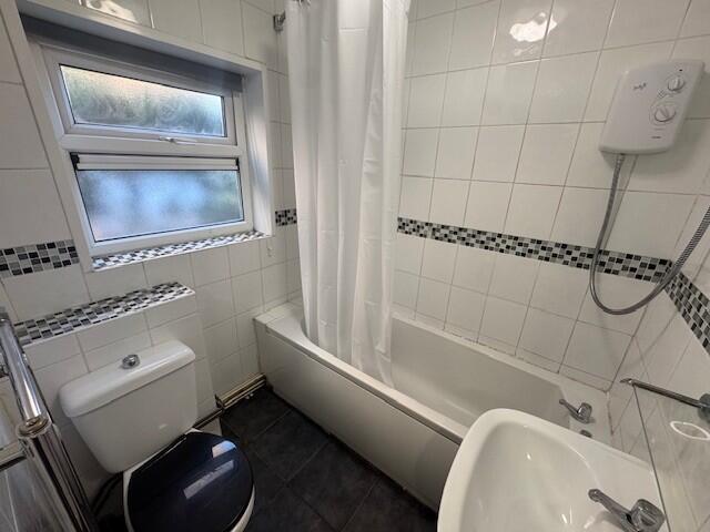 Additional image 5 of Flat, Eltham Grove, Kingstanding, B44 0QQ