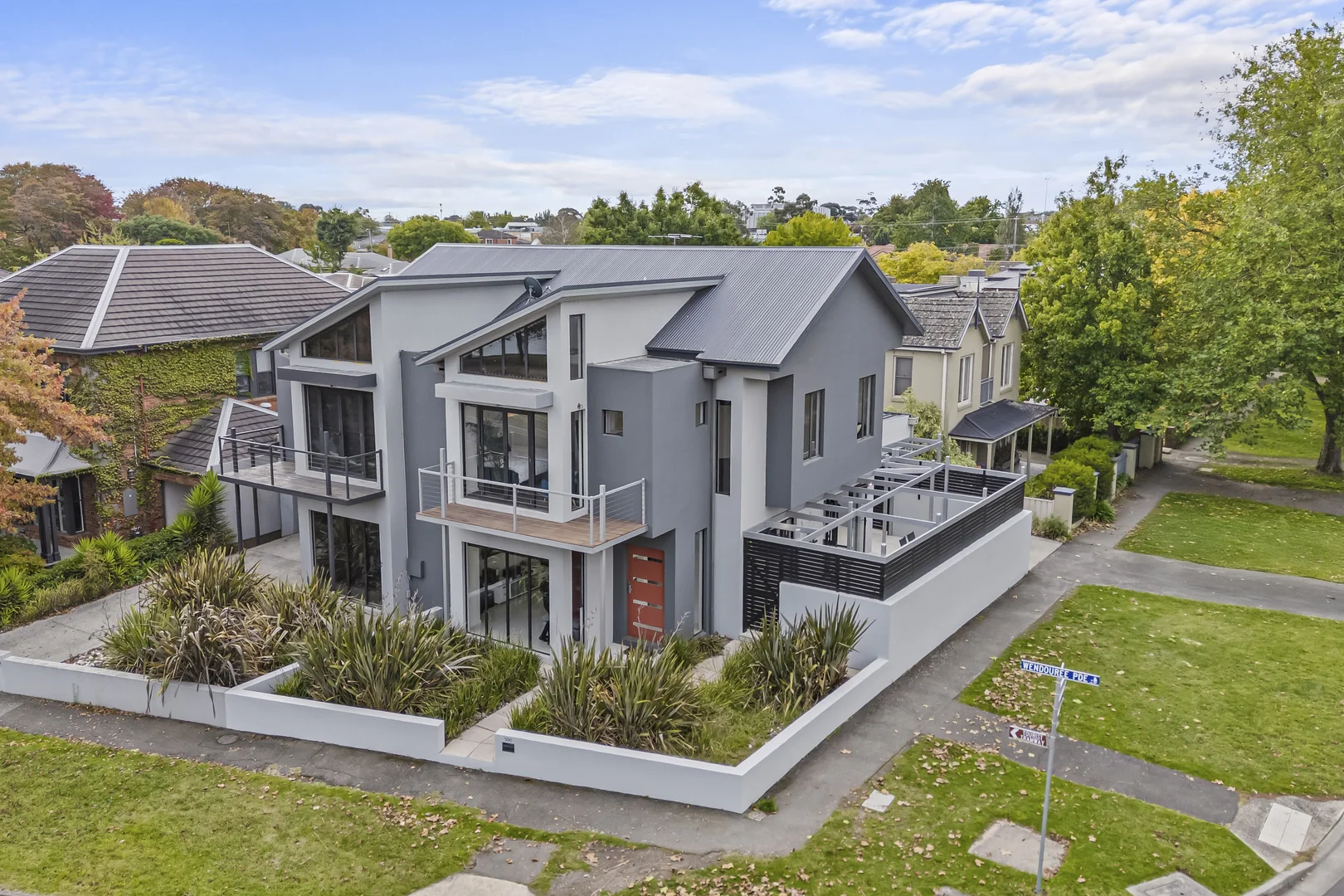 Additional image 34 of 500 Wendouree Parade, Lake Wendouree VIC 3350