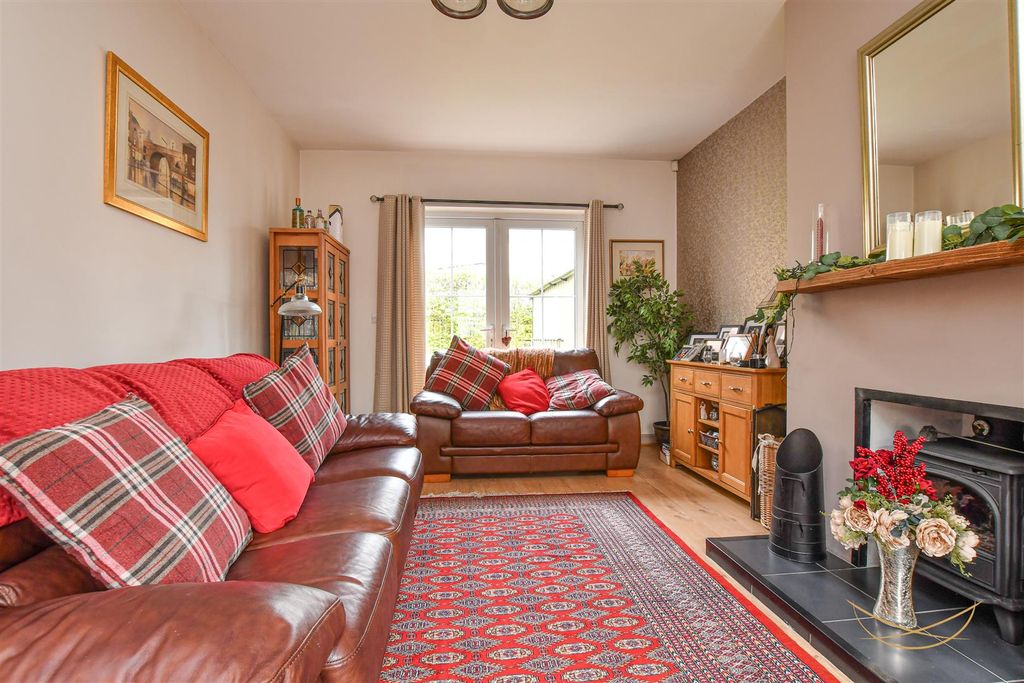 Additional image 7 of 4 bed detached house for saleReaders Place, Ballyclare BT39