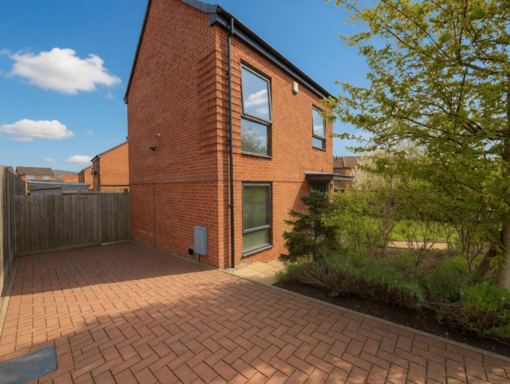 Additional image 2 of New Road, West Bromwich, B70