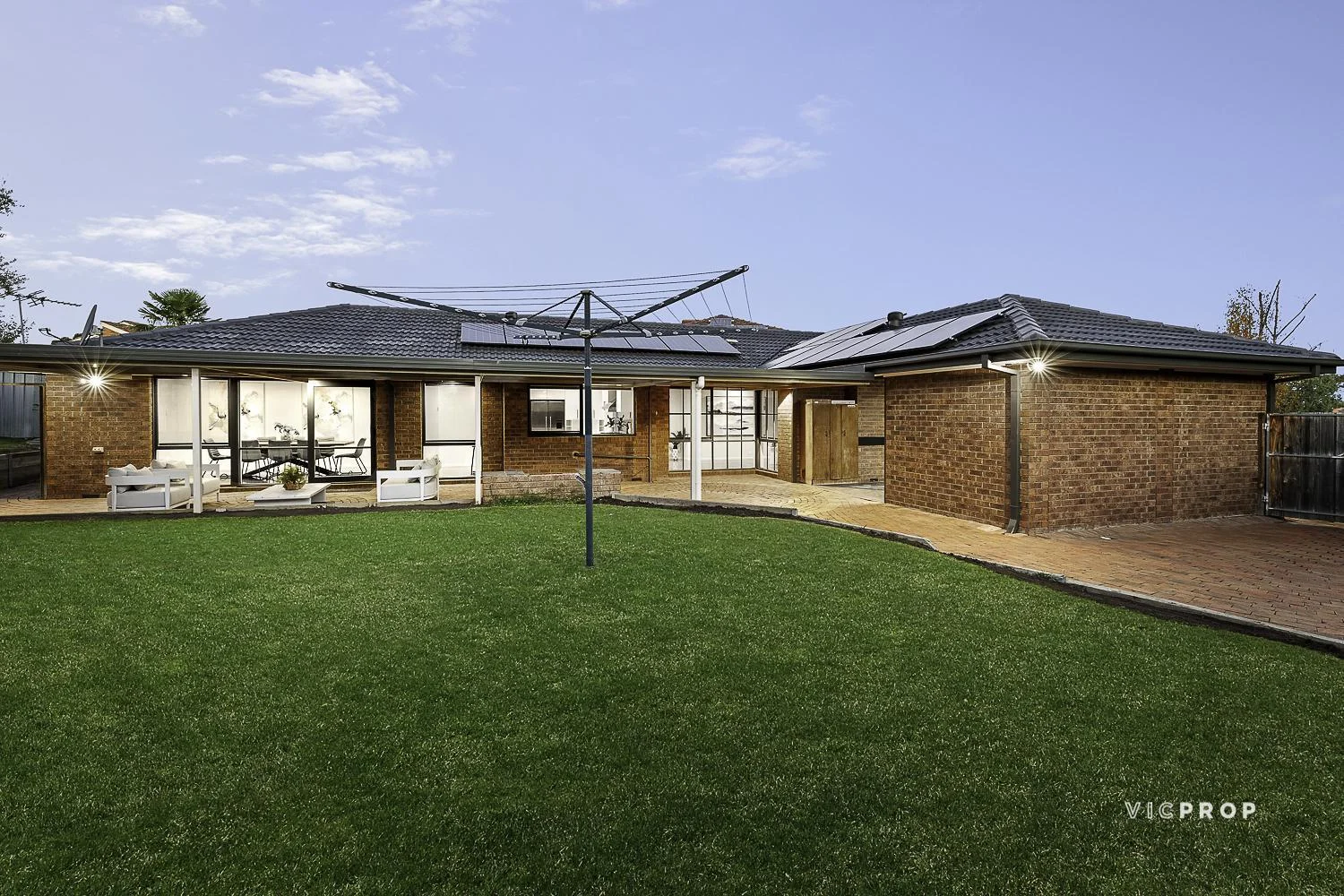 Additional image 20 of 10 Gundry Grove, Watsonia North VIC 3087