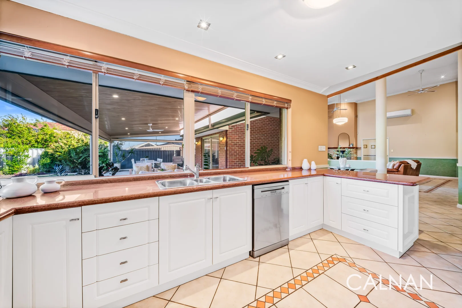 Additional image 22 of 15 Smokewood Place, Leeming WA 6149
