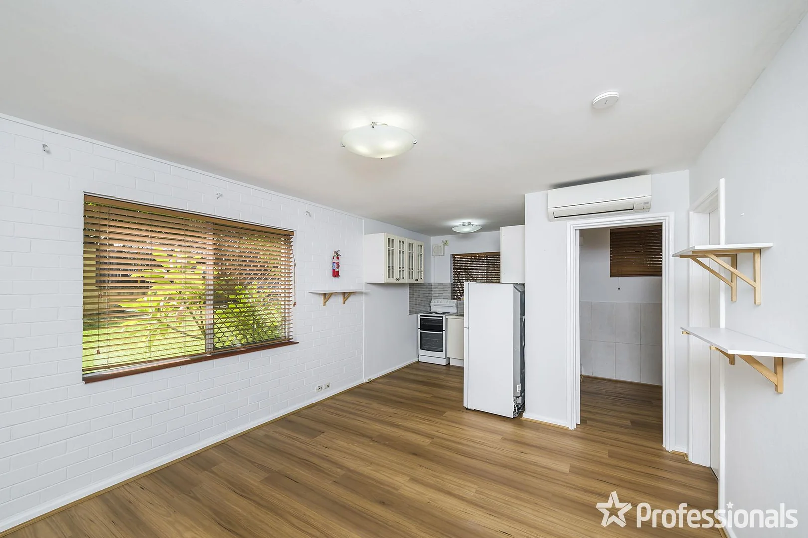 Additional image 5 of 2/57 Tenth Avenue, Inglewood WA 6052