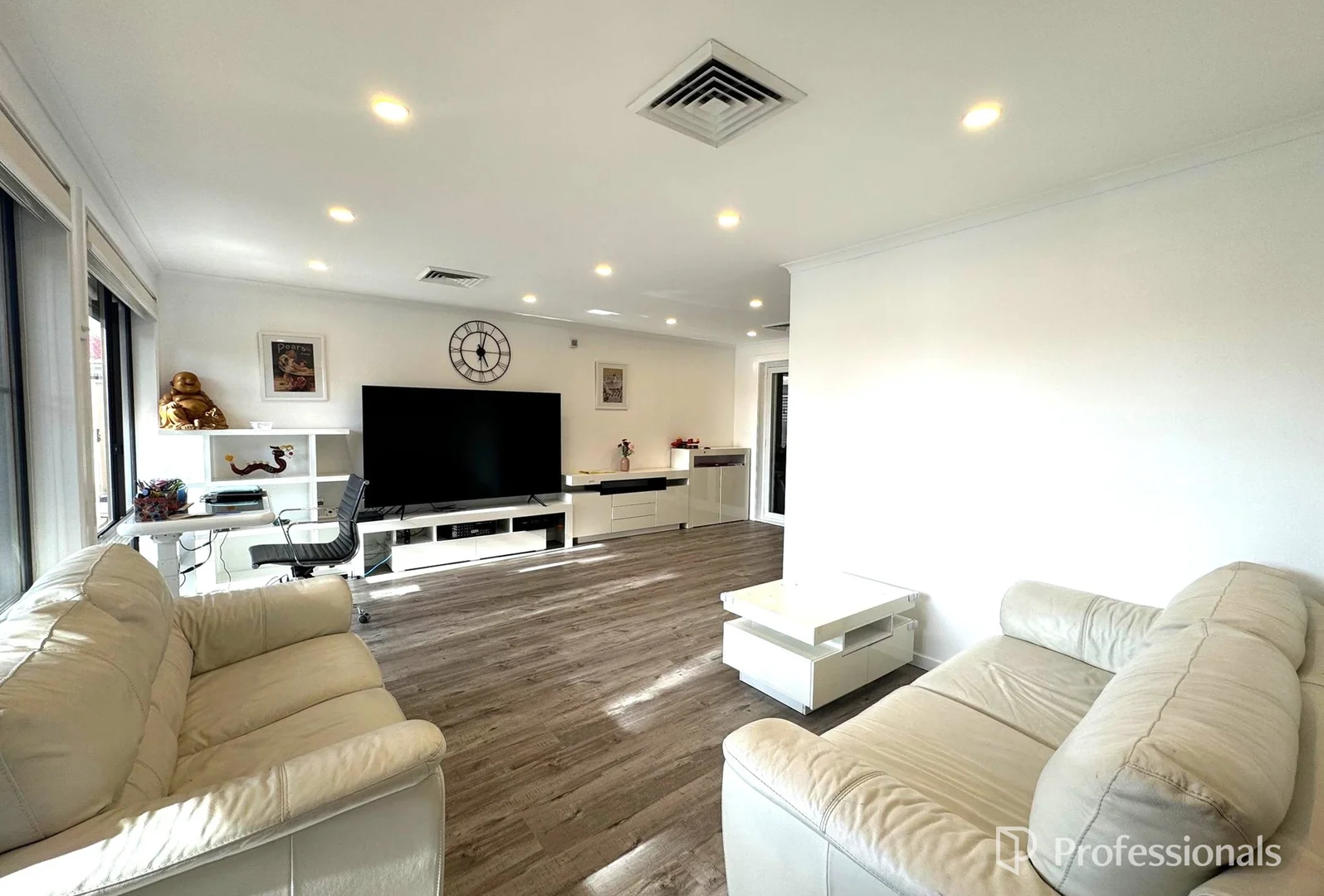 Additional image 3 of 70 Jacaranda Crescent, Casula NSW 2170