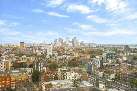 Cassia House, 30 Piazza Walk, London E1