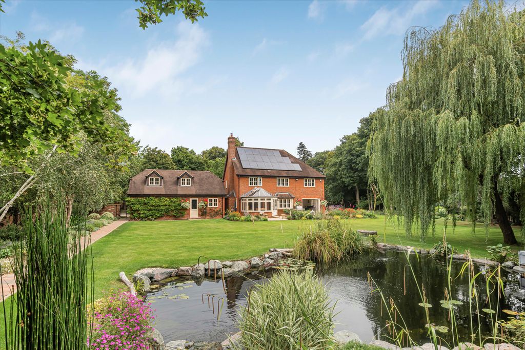 Additional image 30 of 7 bed detached house for saleParkside, Henley-On-Thames, Oxfordshire RG9