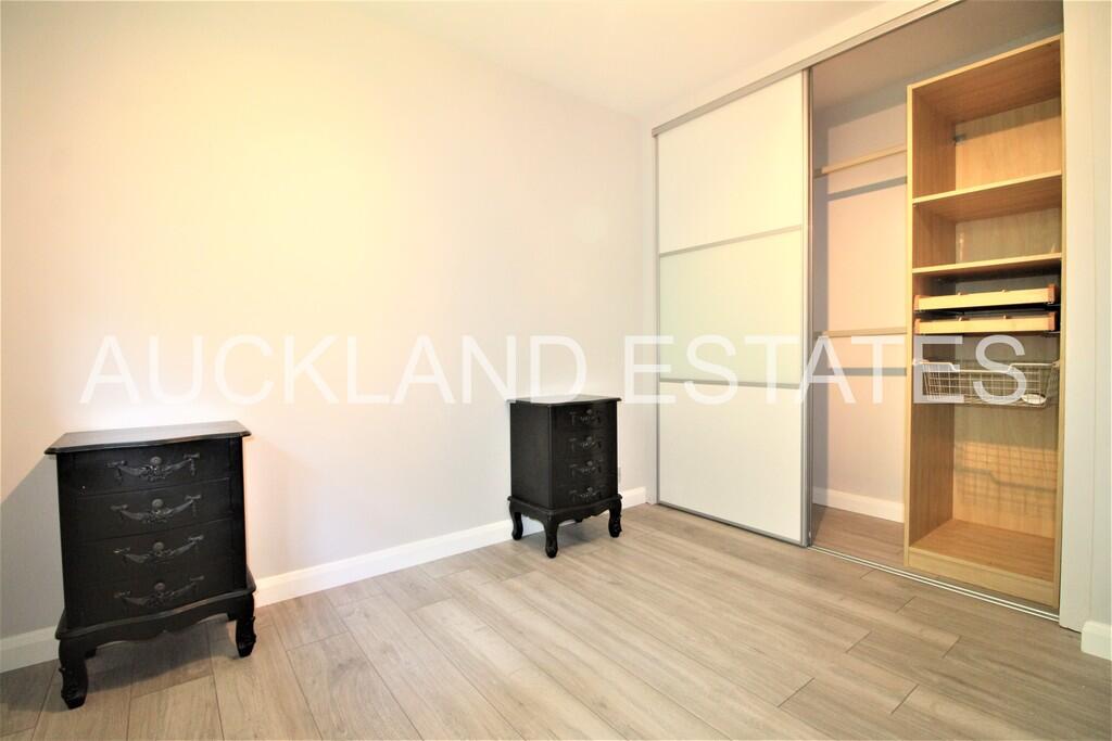 Tudor Close, Hatfield photo 4