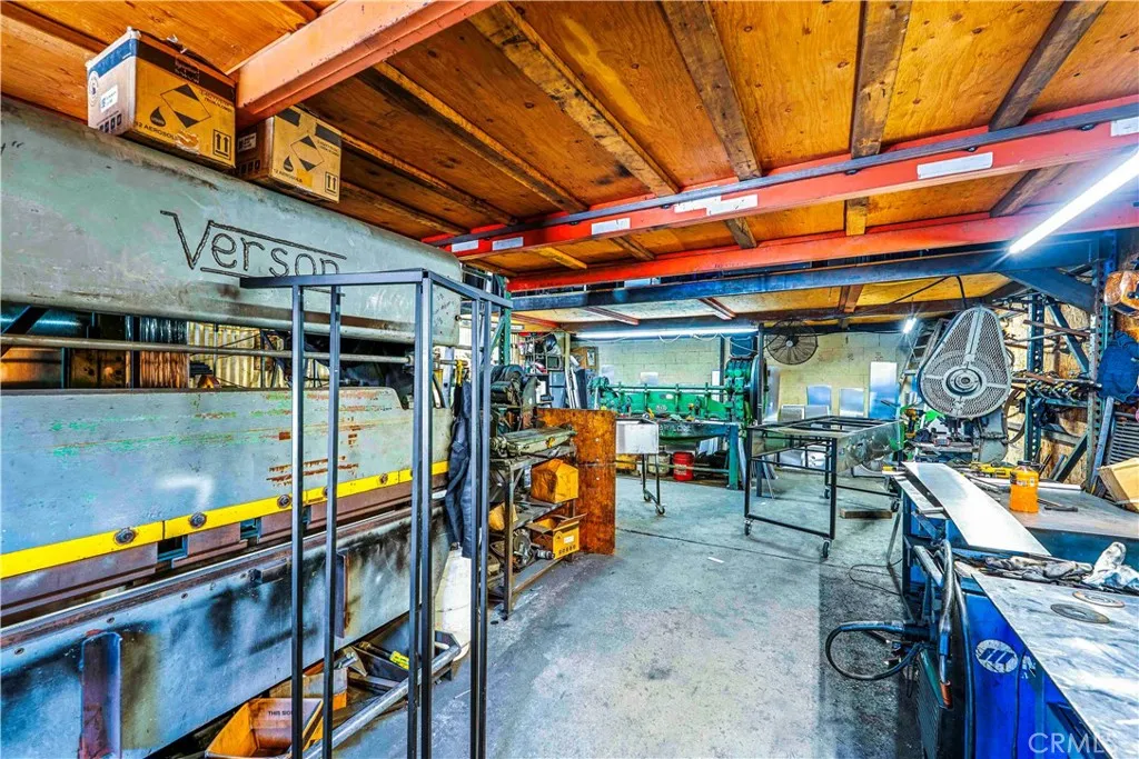 Additional image 37 of 6009 Wilmington Avenue, Los Angeles, CA 90001
