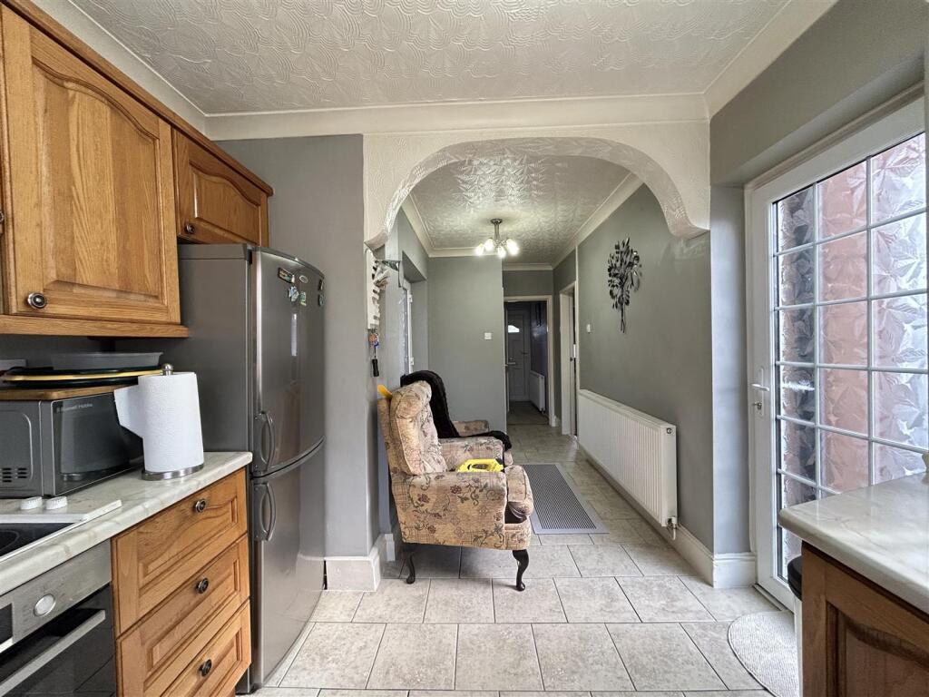 Additional image 4 of Timbertree Crescent, Cradley Heath