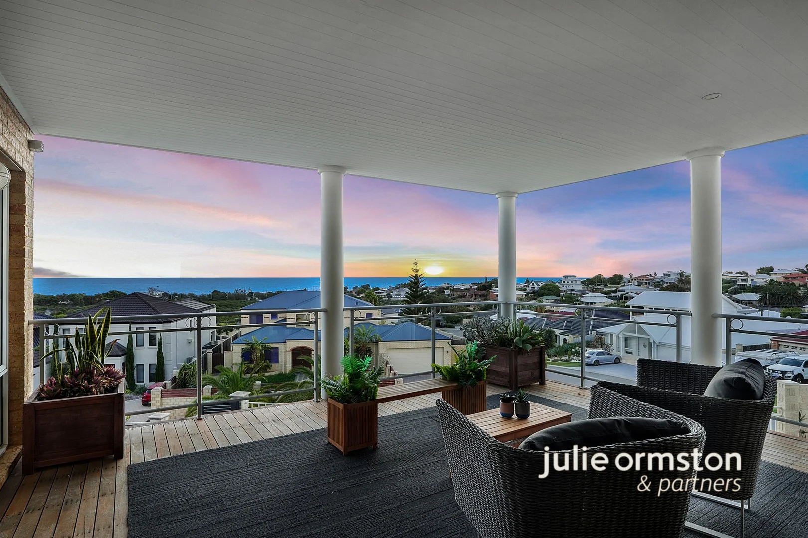 25 Belize Way, Mindarie WA 6030