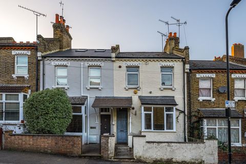 Bakers Hill, London E5