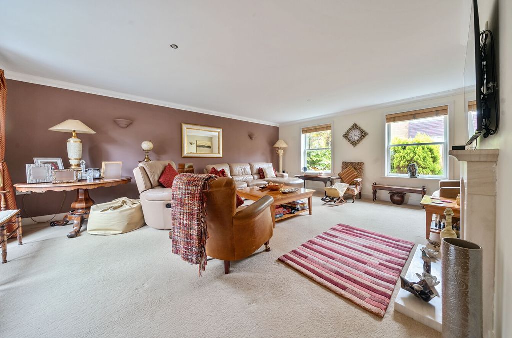 Additional image 2 of 5 bed detached house for saleCleek Drive, Bassett, Southampton, Hampshire SO16