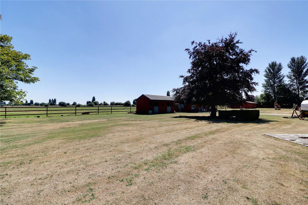 Additional image 4 of 6 bed detached house for saleGodnow Bridge, Crowle DN17