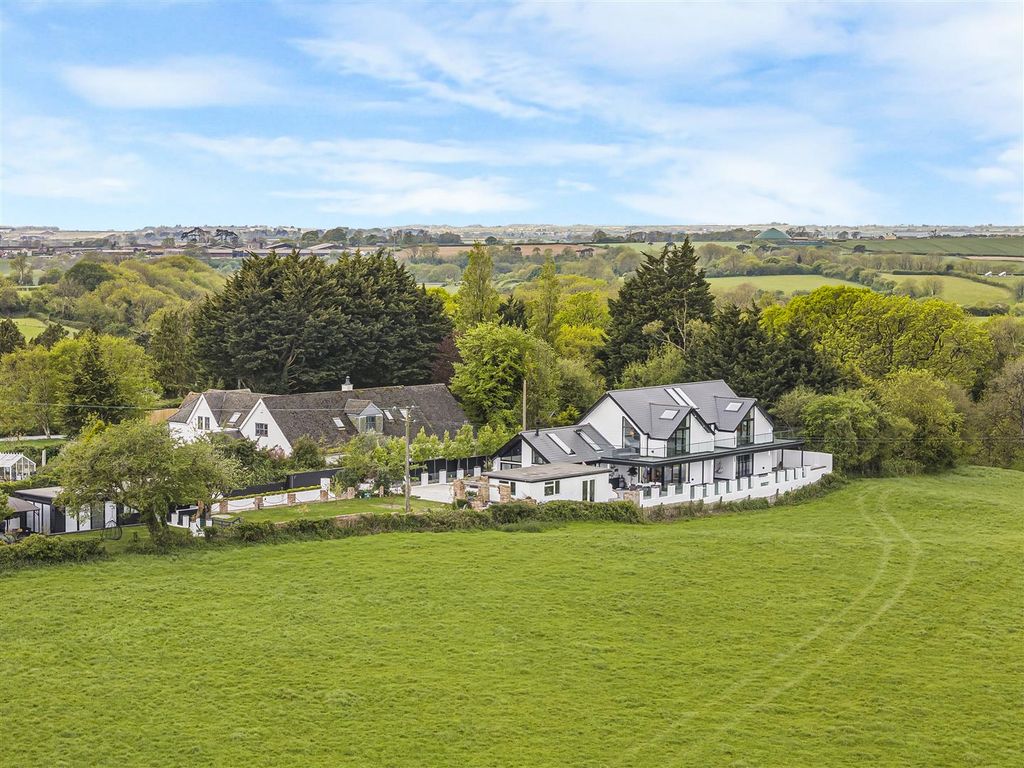 4 bed detached house for saleWoodlands, Moulton, Vale Of Glamorgan CF62