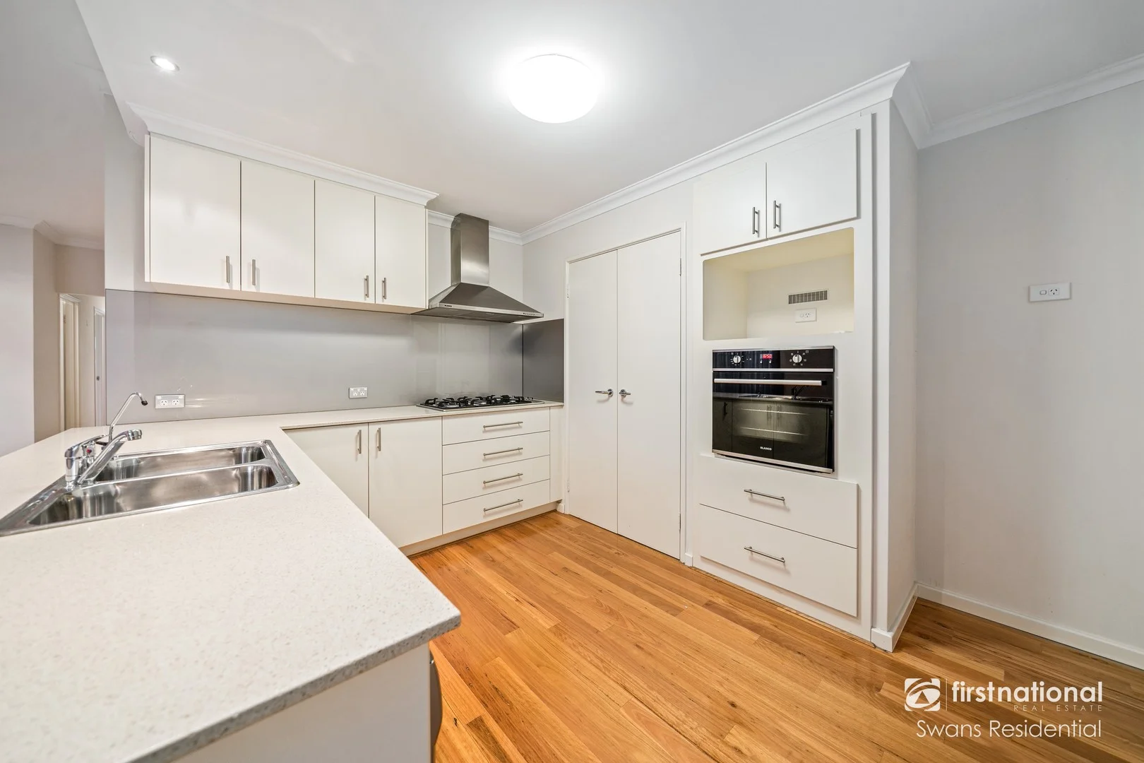 40 Vellum Loop, Aveley WA 6069