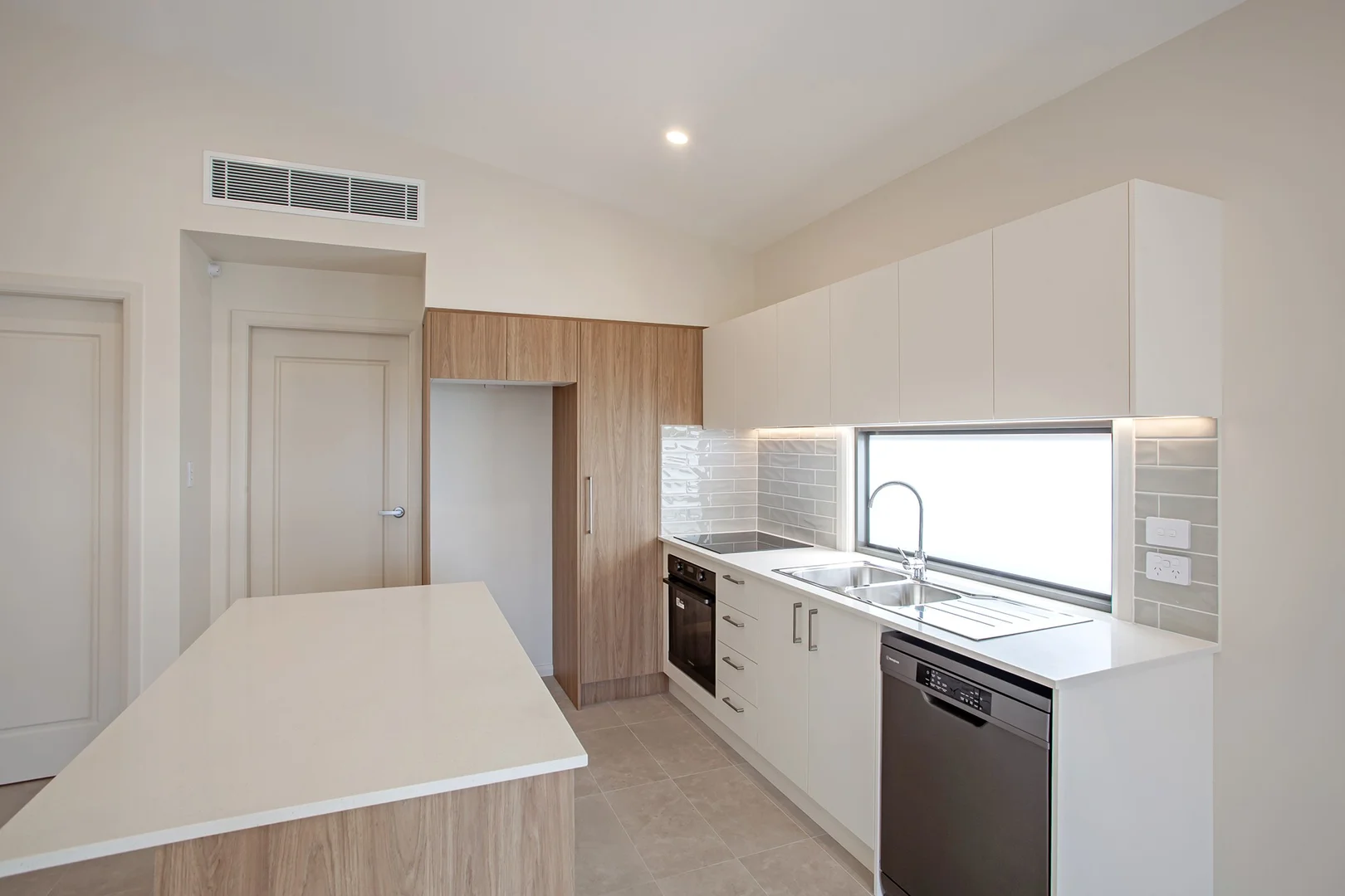 Additional image 5 of 6a Mermaid Drive, Bateau Bay NSW 2261