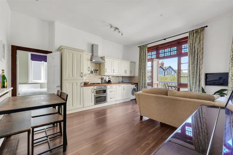 Heathfield Park, London NW2