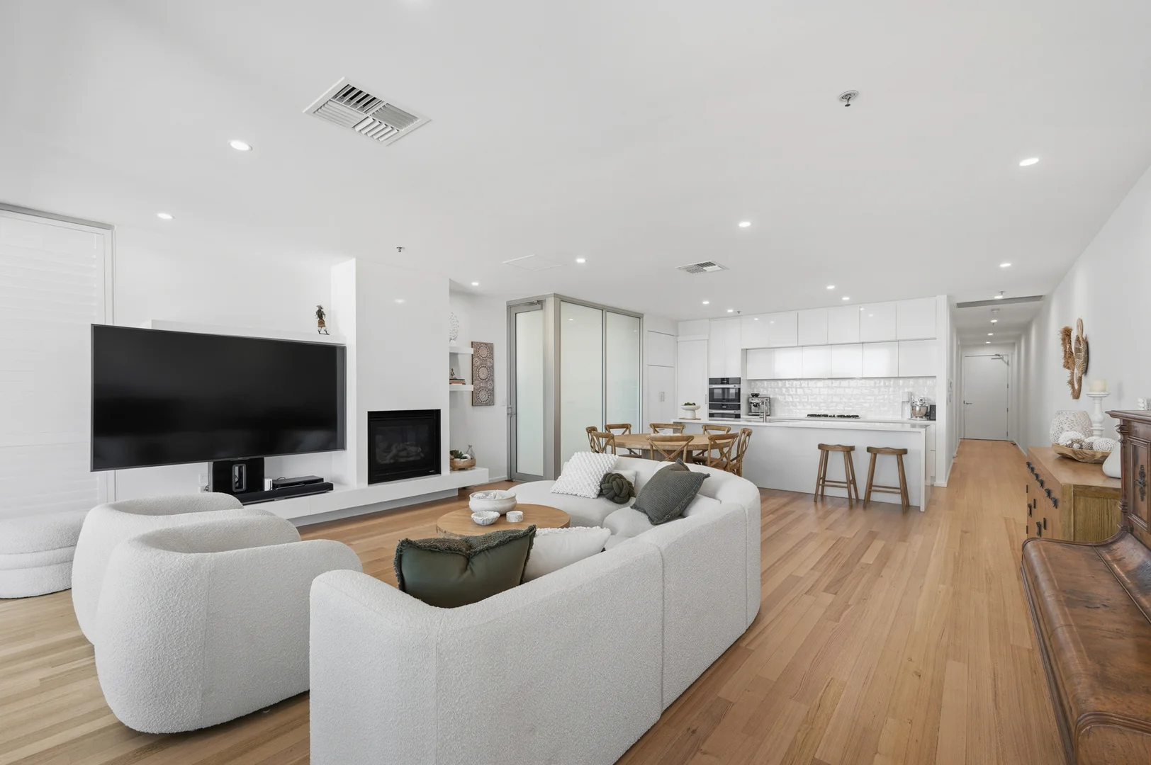 Additional image 8 of 17/2 South Esplanade, Glenelg SA 5045