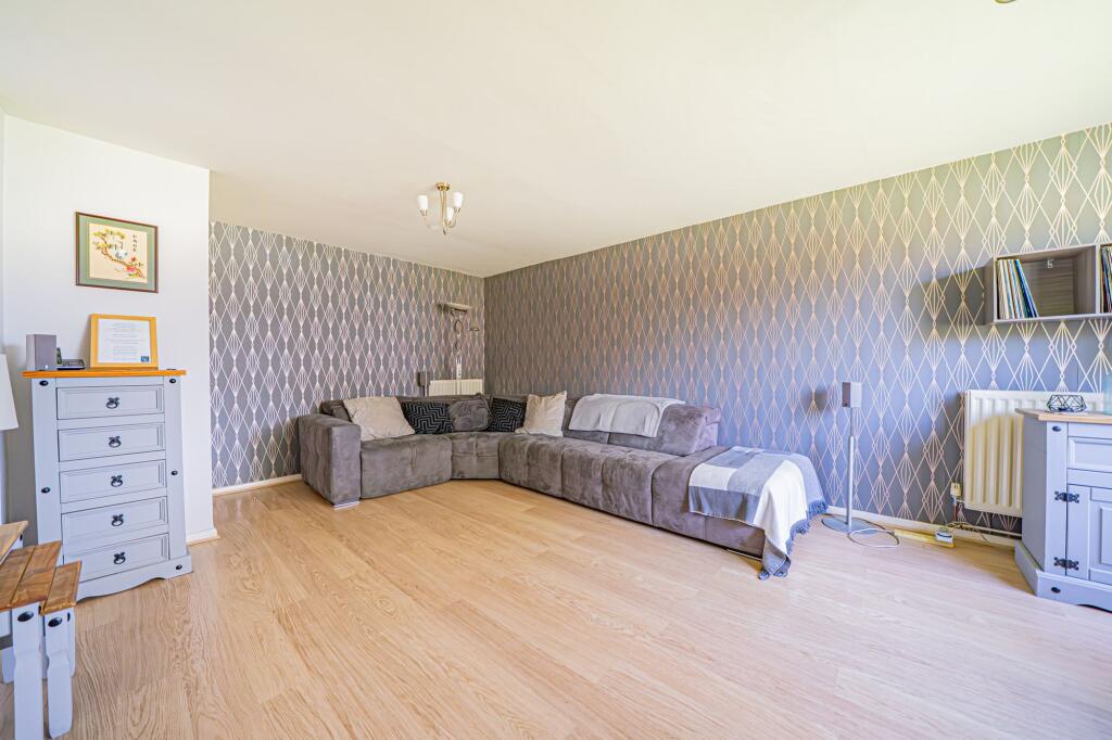 Additional image 6 of Whitefields Crescent, Solihull, B91