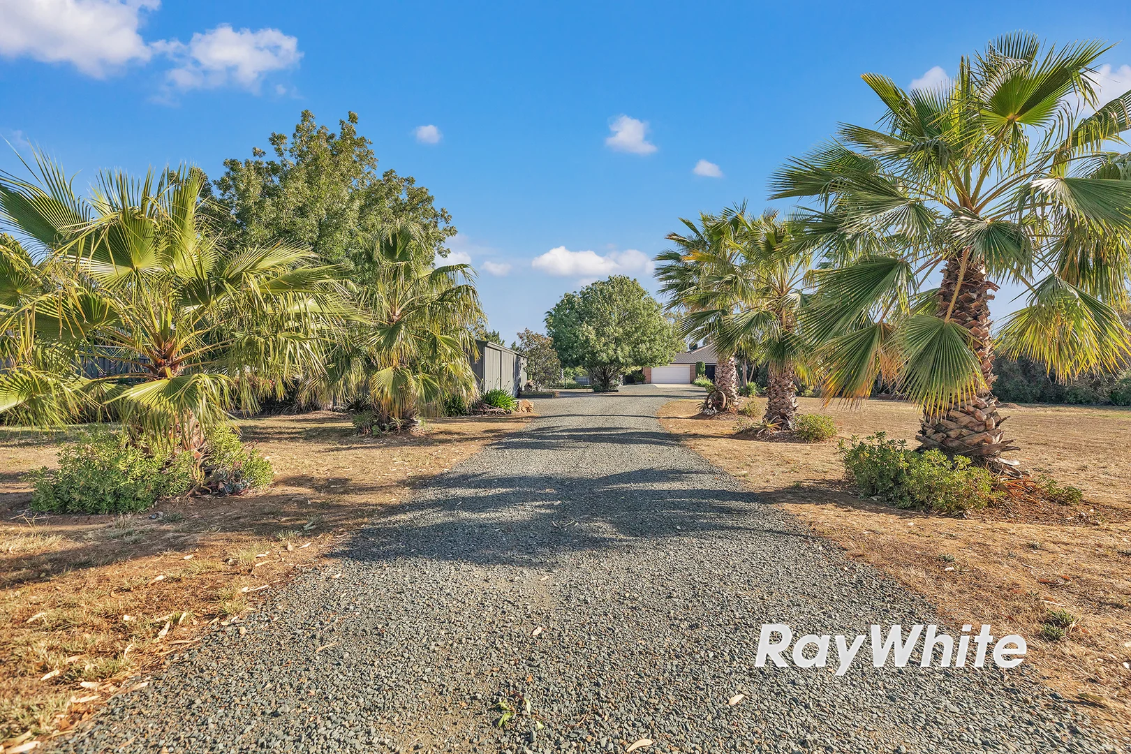 Additional image 3 of 1 Doyle Street, Rochester VIC 3561