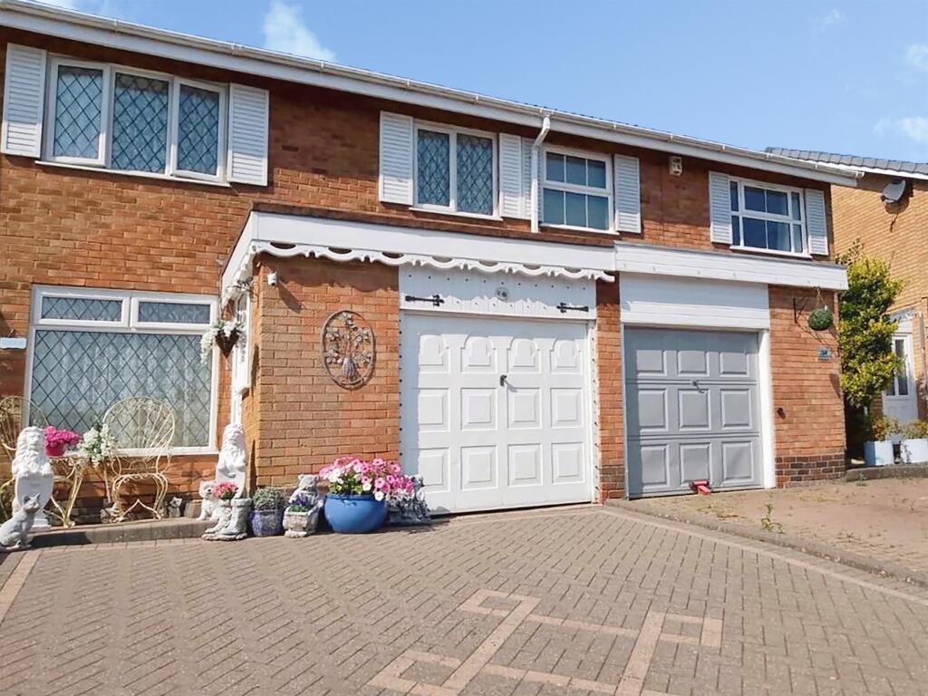 Blackford Close, HALESOWEN