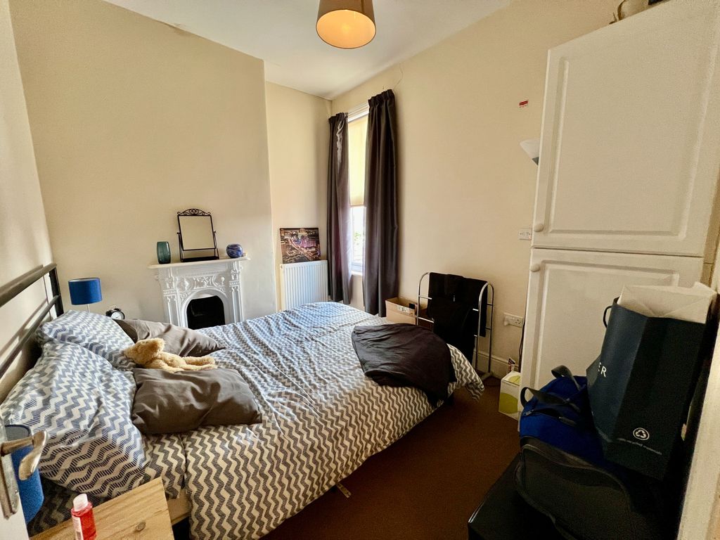 Additional image 9 of 2 bed flat for saleHarlaxton Road, Grantham NG31