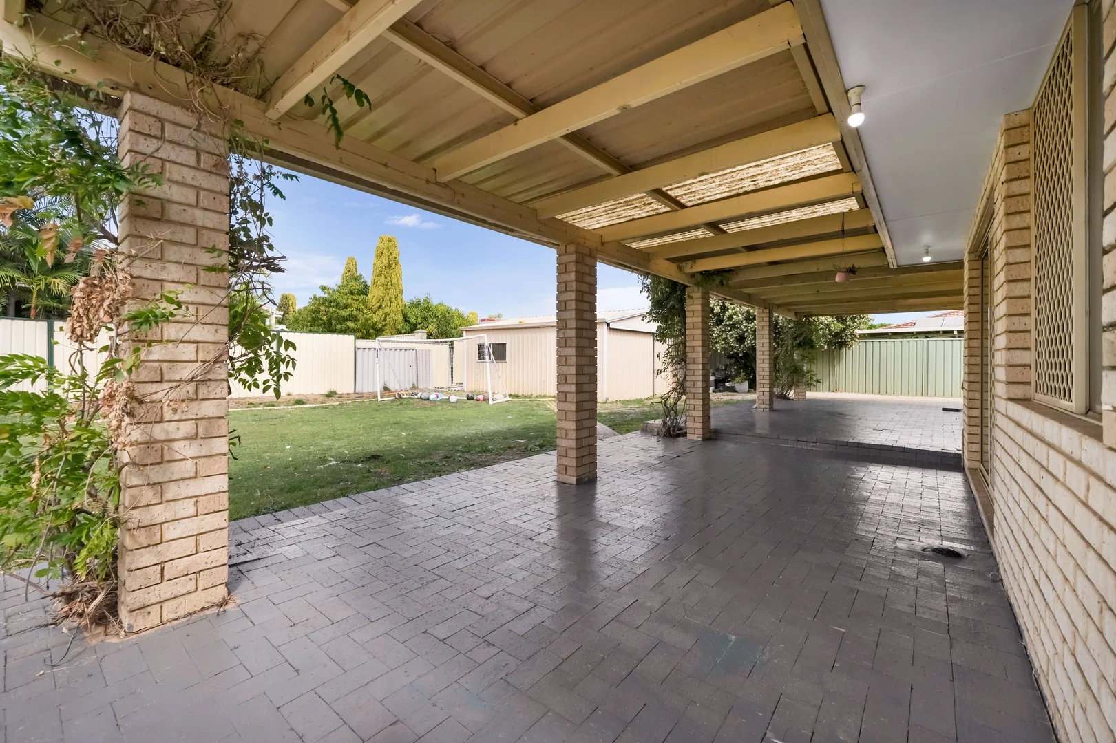 Additional image 22 of 64 Discovery Drive, Thornlie WA 6108