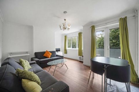 Shaftesbury Court, Shaftesbury Street, Old Street N1