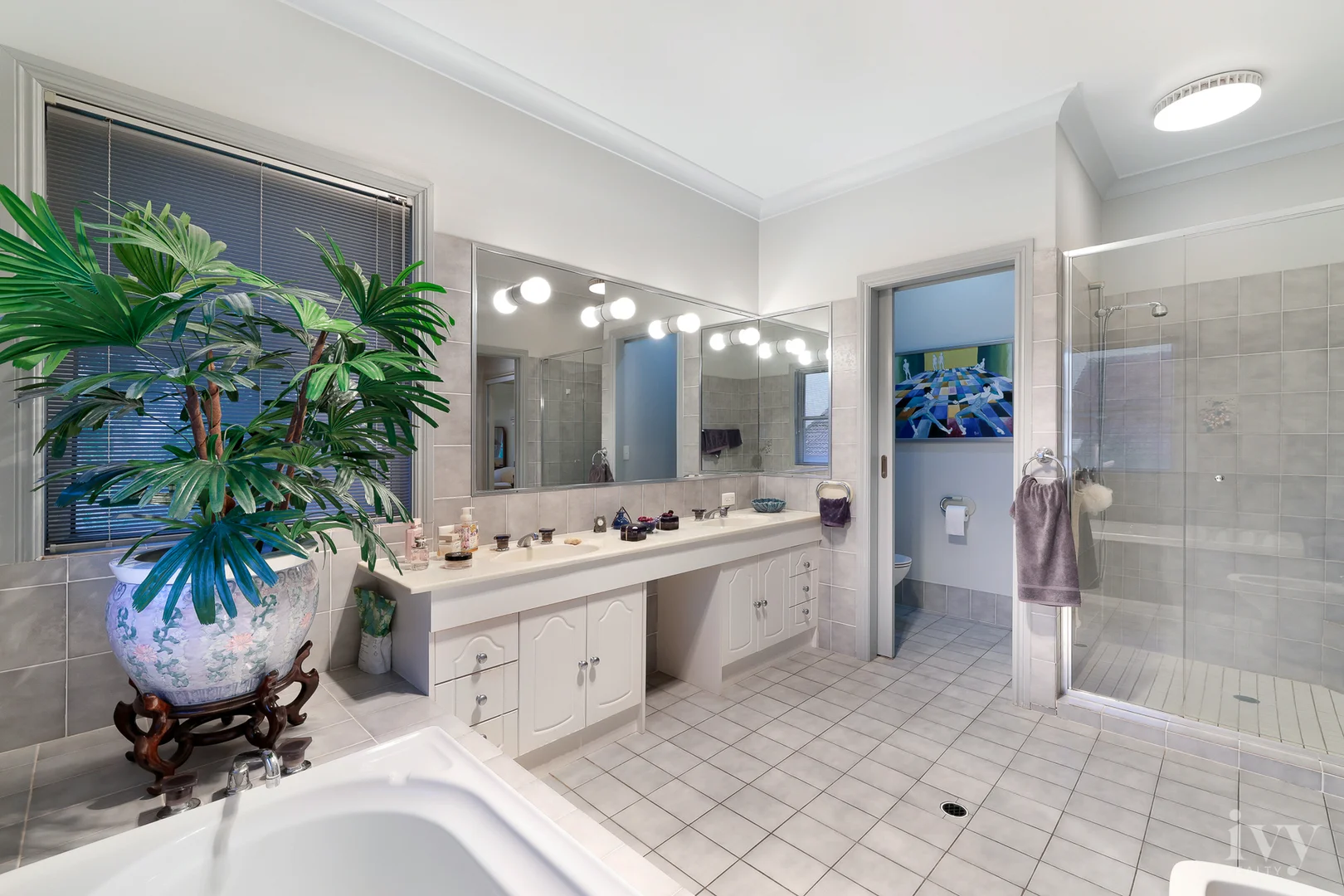 Additional image 20 of 82-84 Tradewinds Avenue, Paradise Point QLD 4216