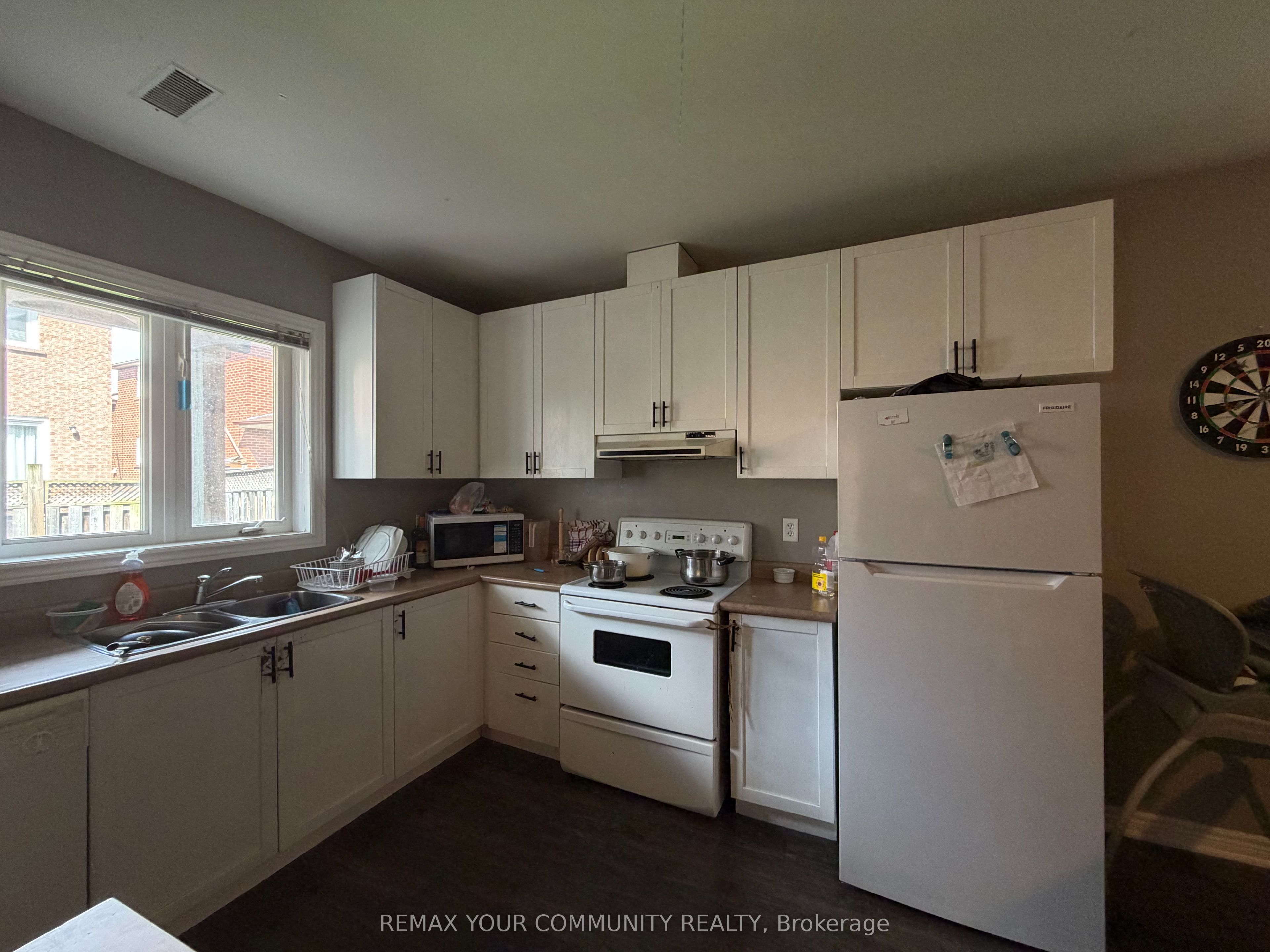 67 Guery Crescent, Vaughan, ON, L4L 9P4 photo 2
