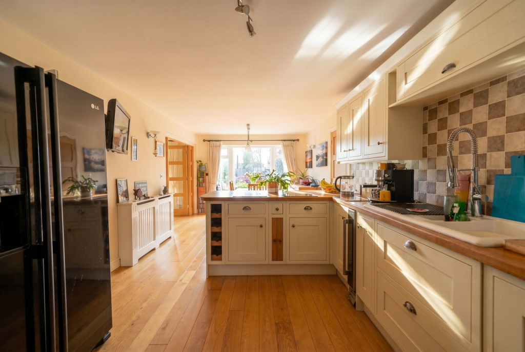 Additional image 5 of Malthouse Lane, Earlswood