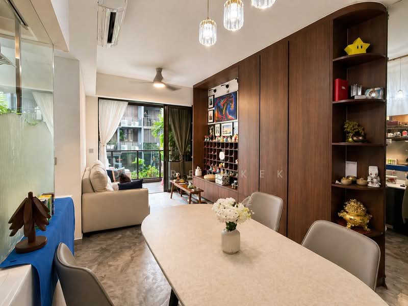 67 Canberra Drive photo 3