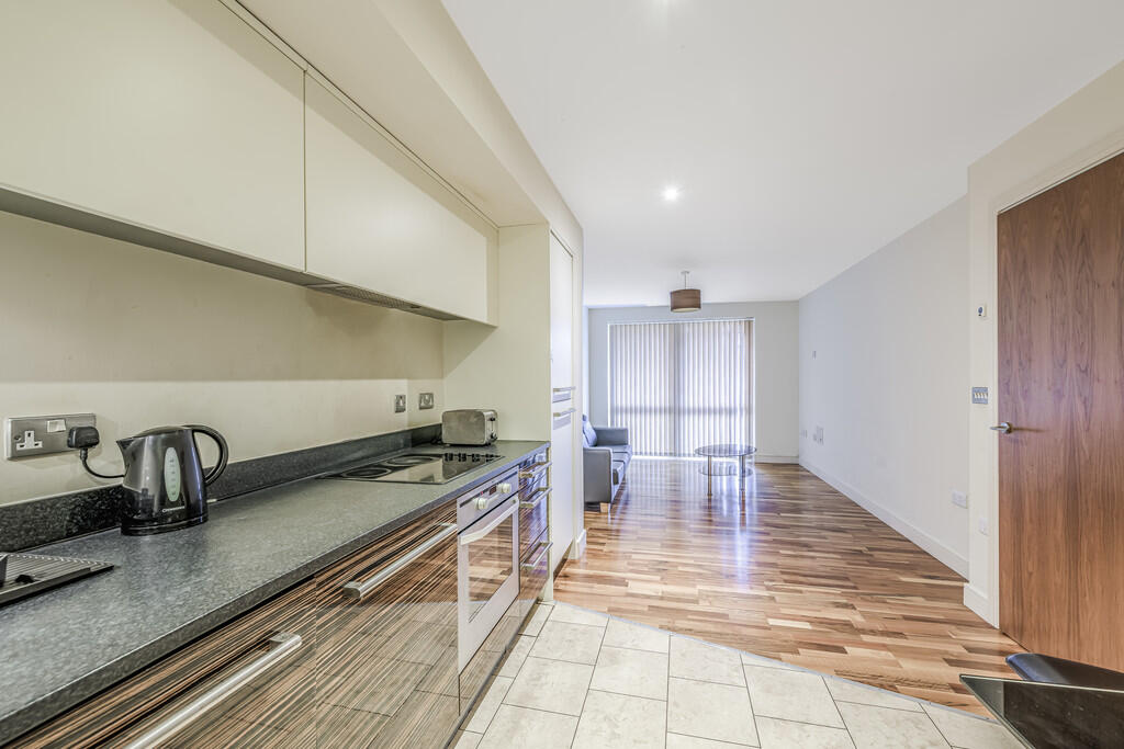 Hemisphere Apartments, 20 Edgbaston Crescent, Edgbaston, Birmingham B5 7RJ photo 5