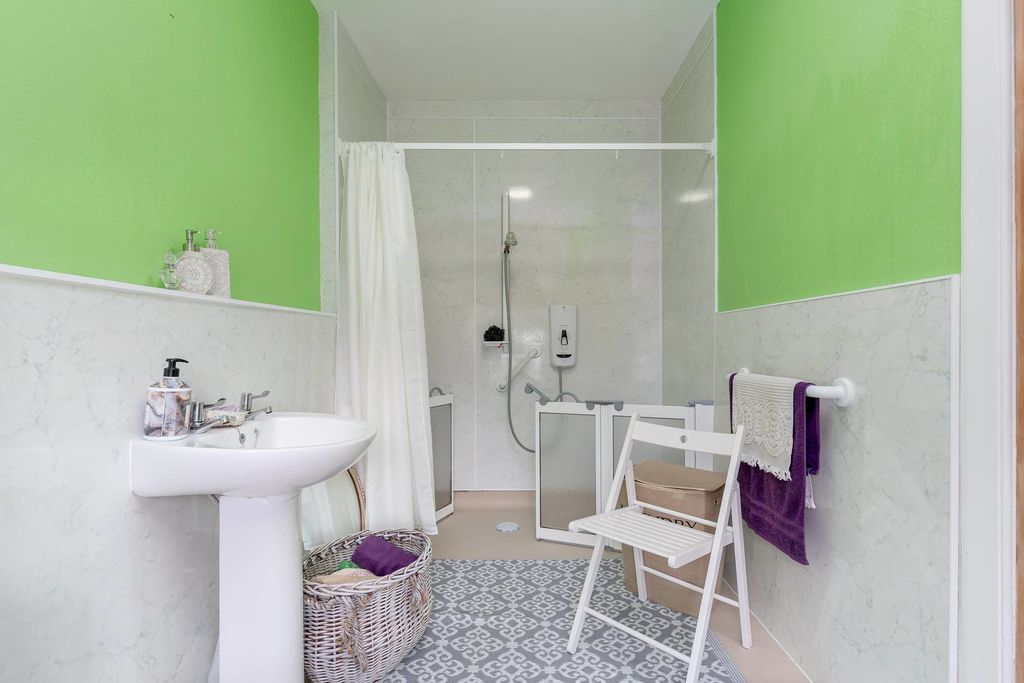 Additional image 11 of 1 bed flat for sale2 Graham Street, Peebles EH45